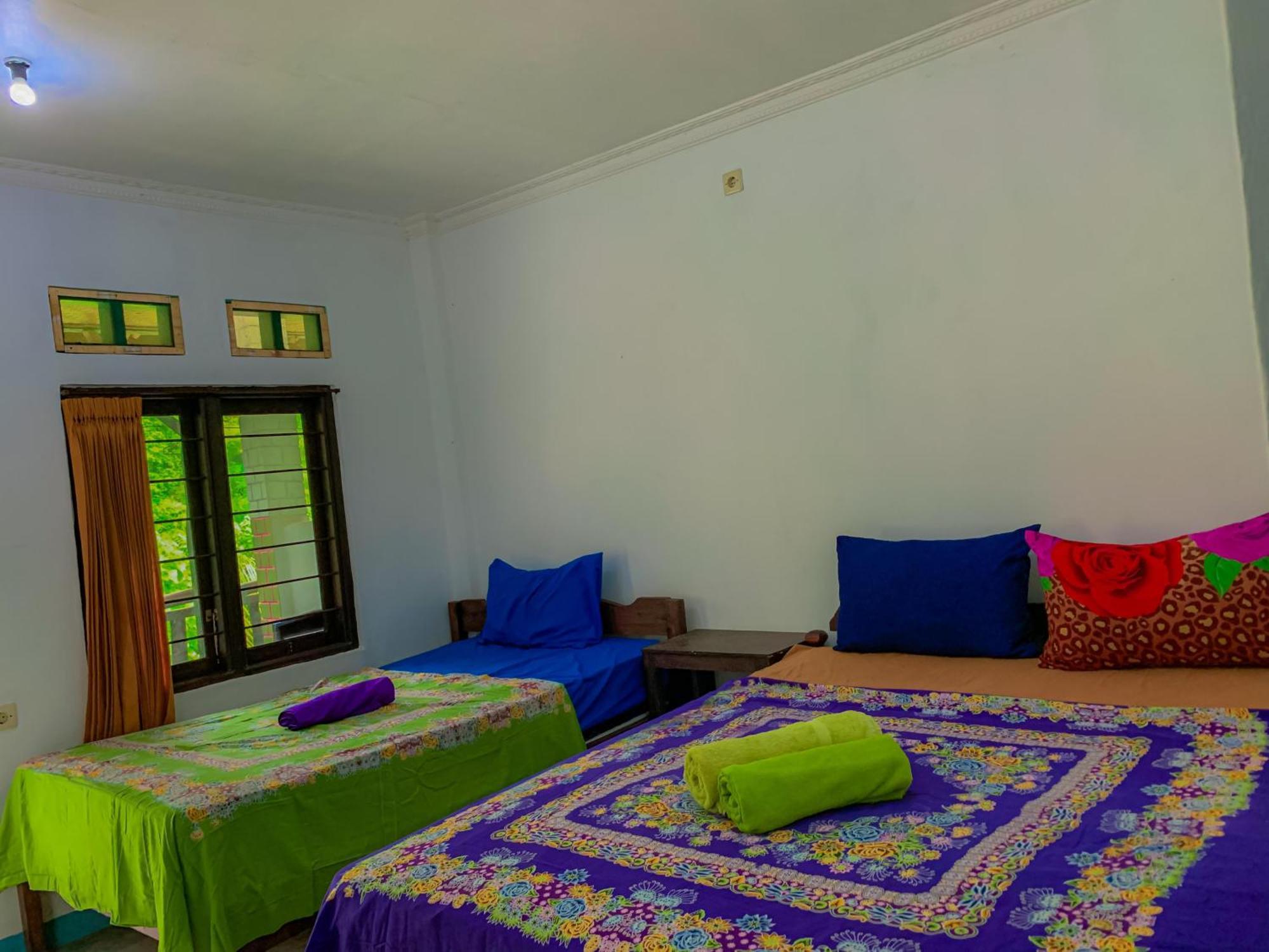 Breeze Hostel Kuta  Exterior photo