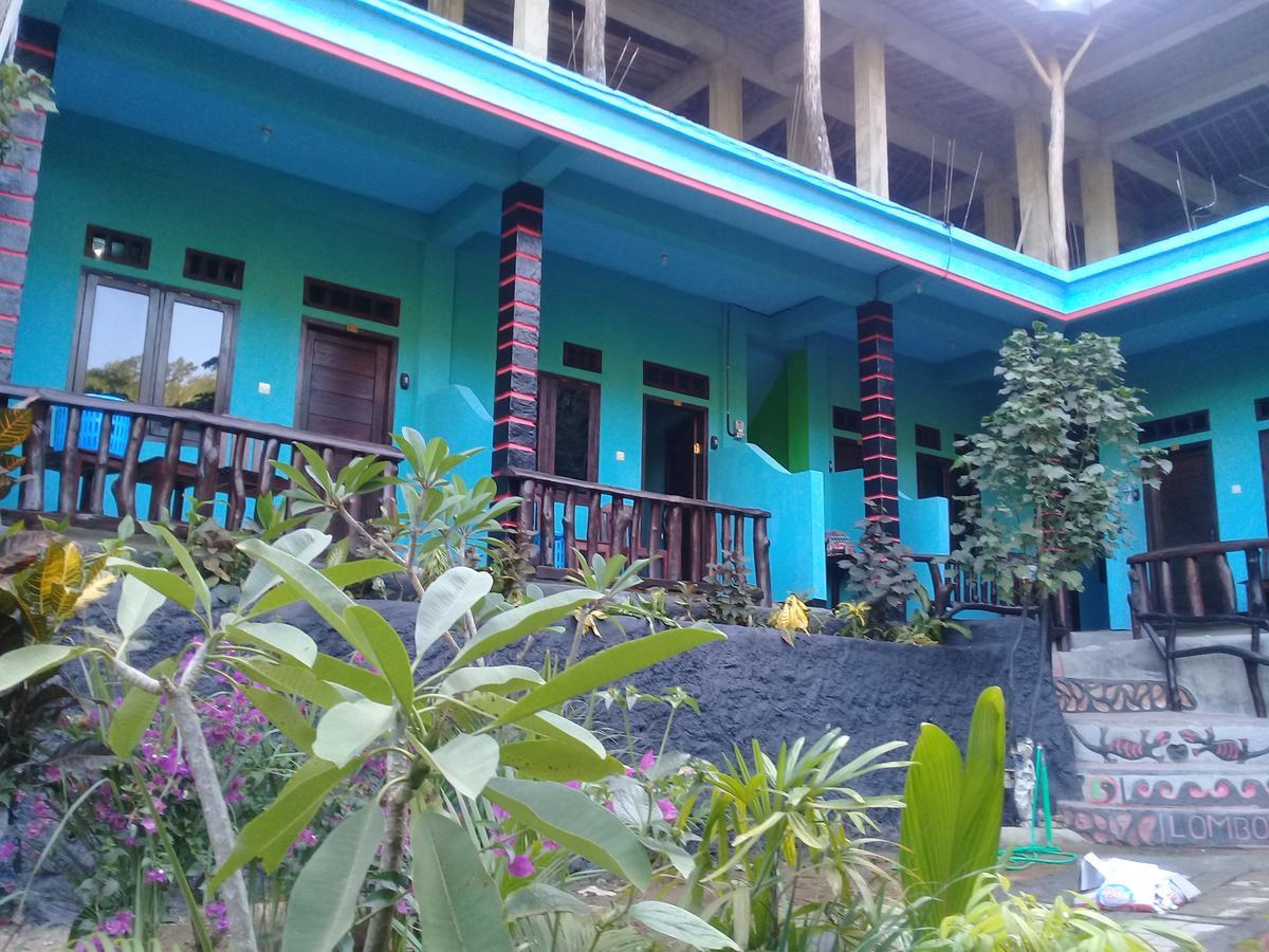 Breeze Hostel Kuta  Exterior photo