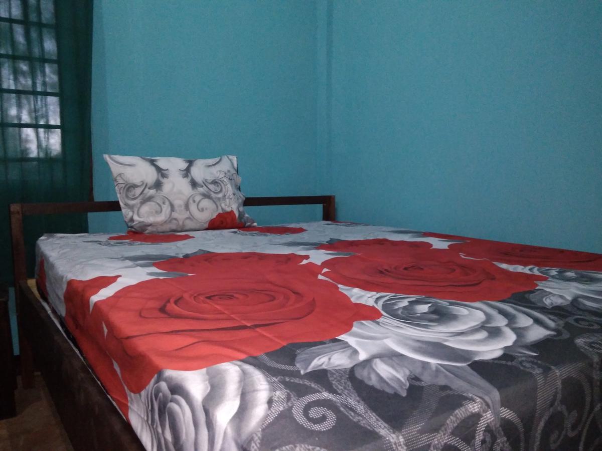 Breeze Hostel Kuta  Exterior photo