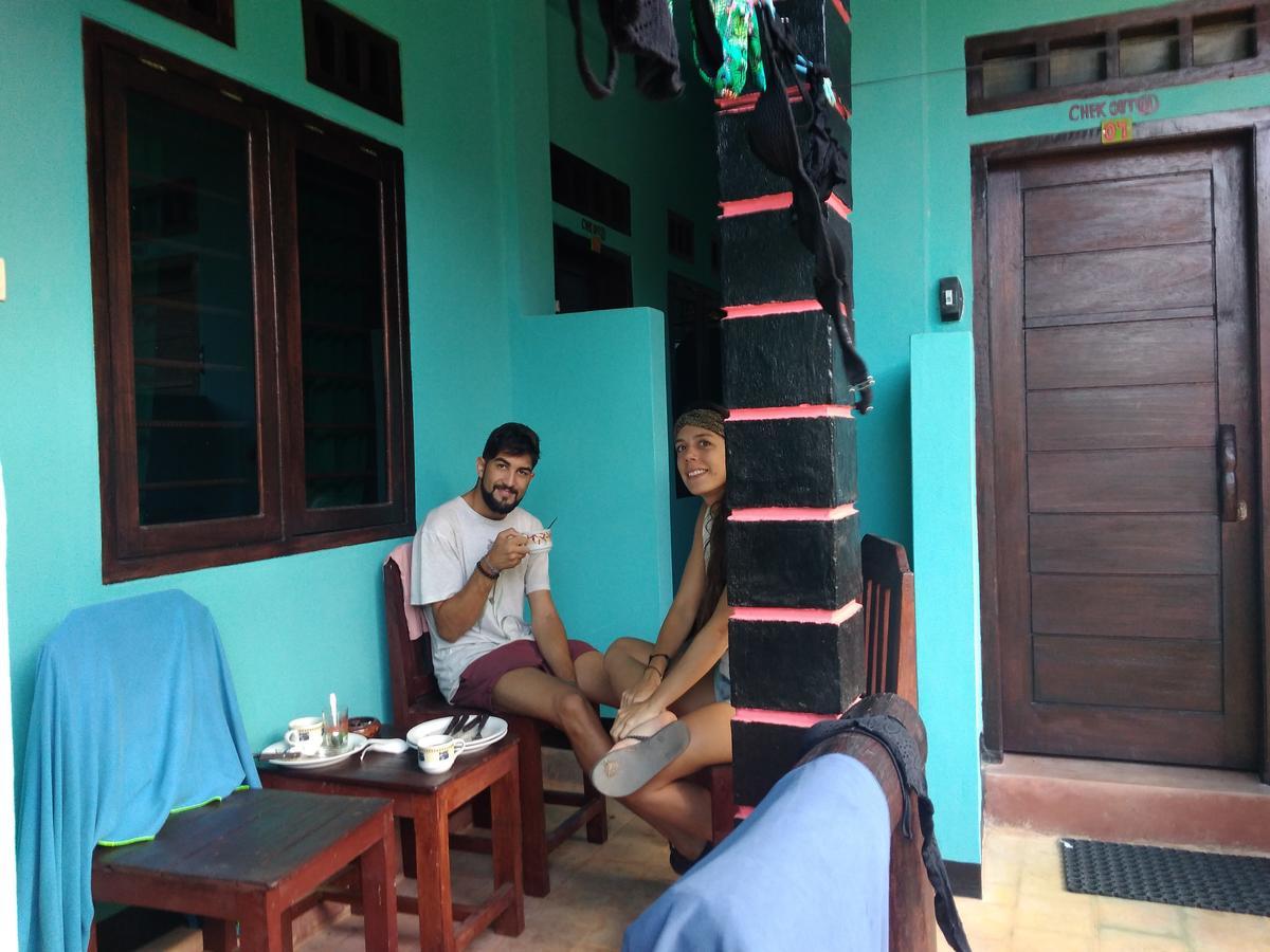 Breeze Hostel Kuta  Exterior photo