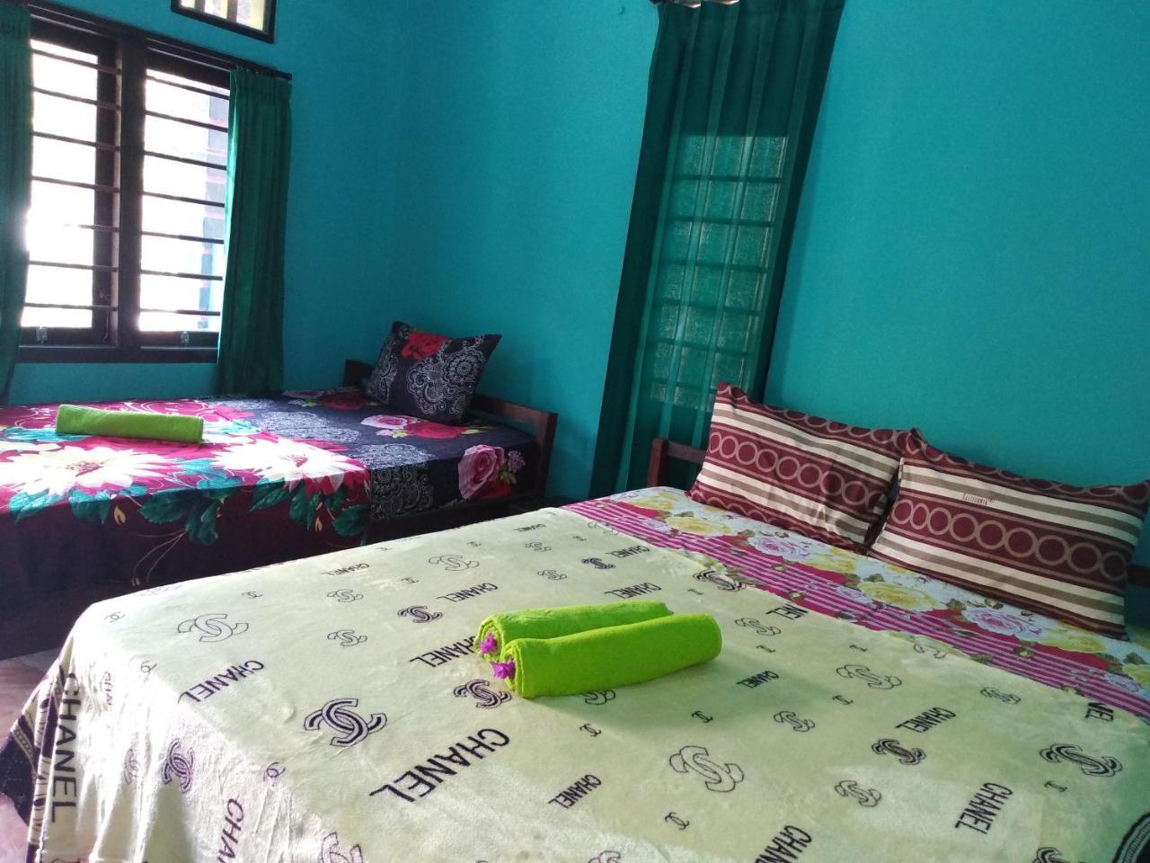 Breeze Hostel Kuta  Exterior photo