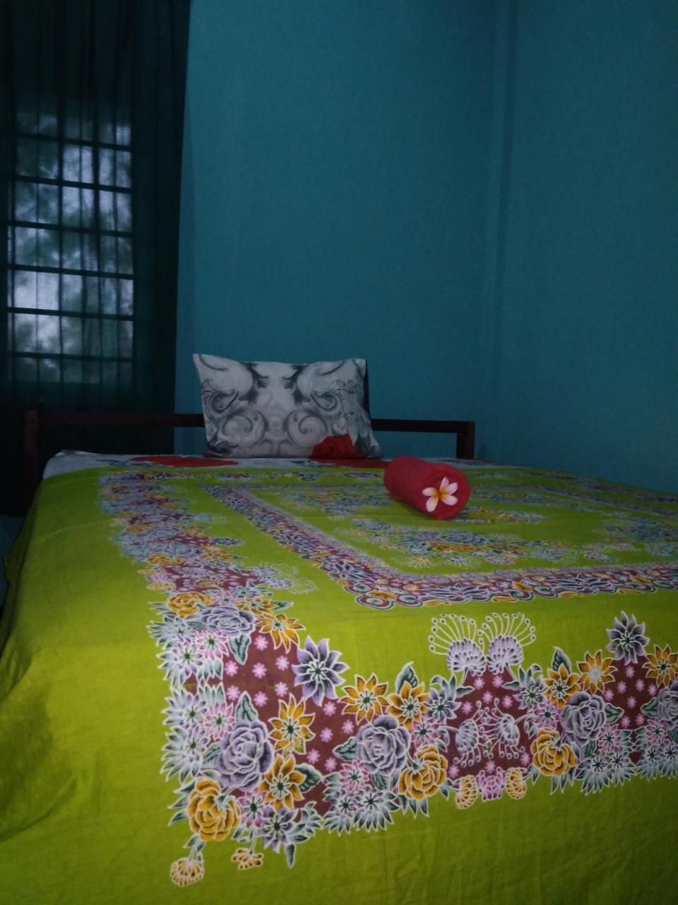 Breeze Hostel Kuta  Exterior photo